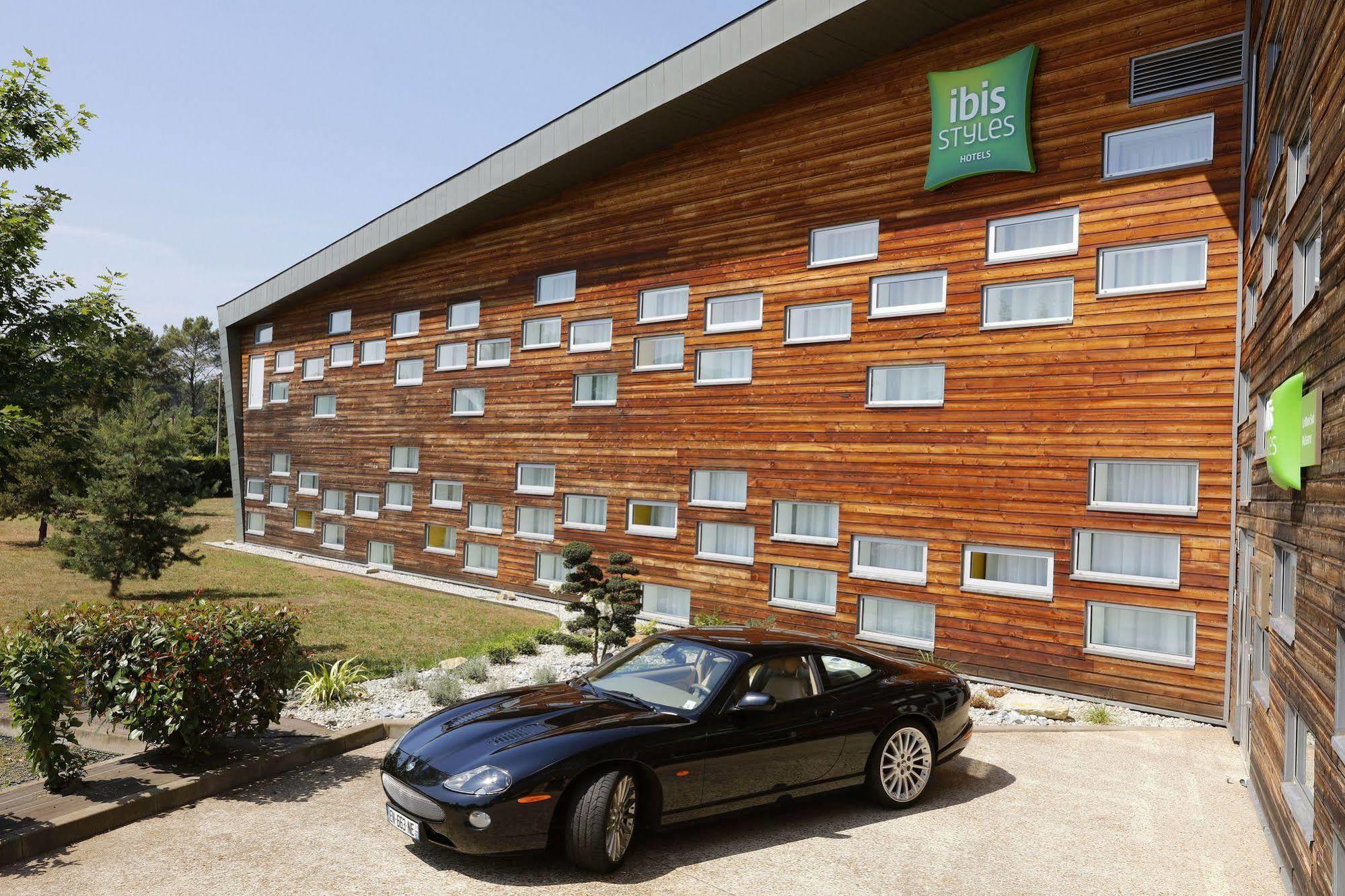 Ibis Styles Le Mans Sud Mulsanne Hotel Exterior photo